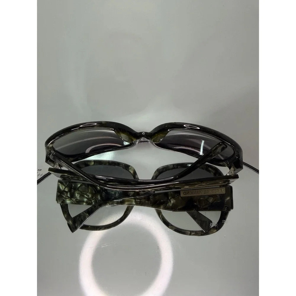 7 For All Mankind Women's Oversized Sunglasses Green Marble Tortoise Case